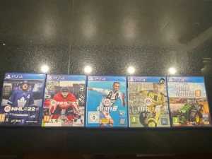 Ps 4 spel - Playstation 4 spel. NHL 22/21, Fifa 19/17, Farming simulator 19. Alla fungerar felfritt pris 400kr kan diskuteras
