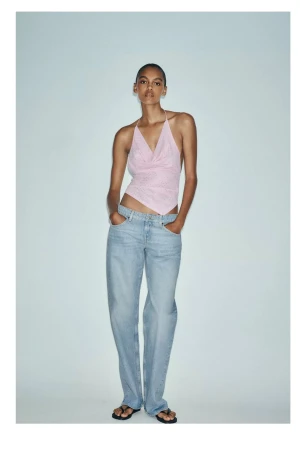 Low waist jeans Zara  - Säljer ett par jättefina baggy low waist jeans från Zara!💕