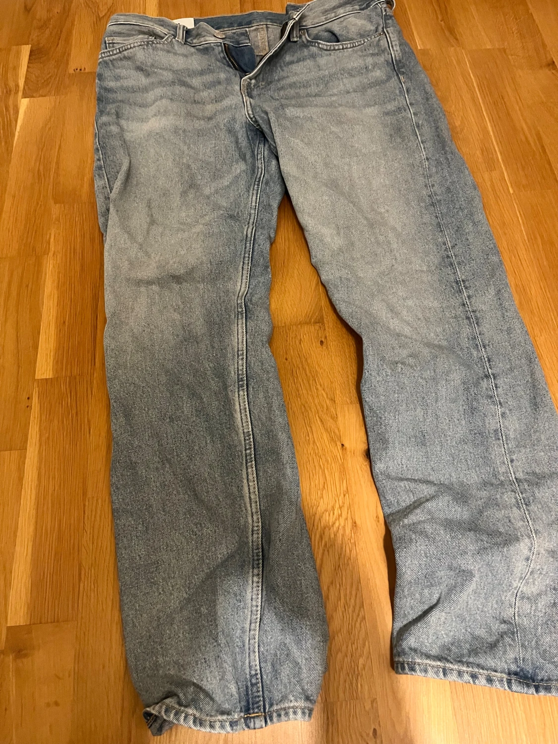 Straight relaxed fit jeans från H&M