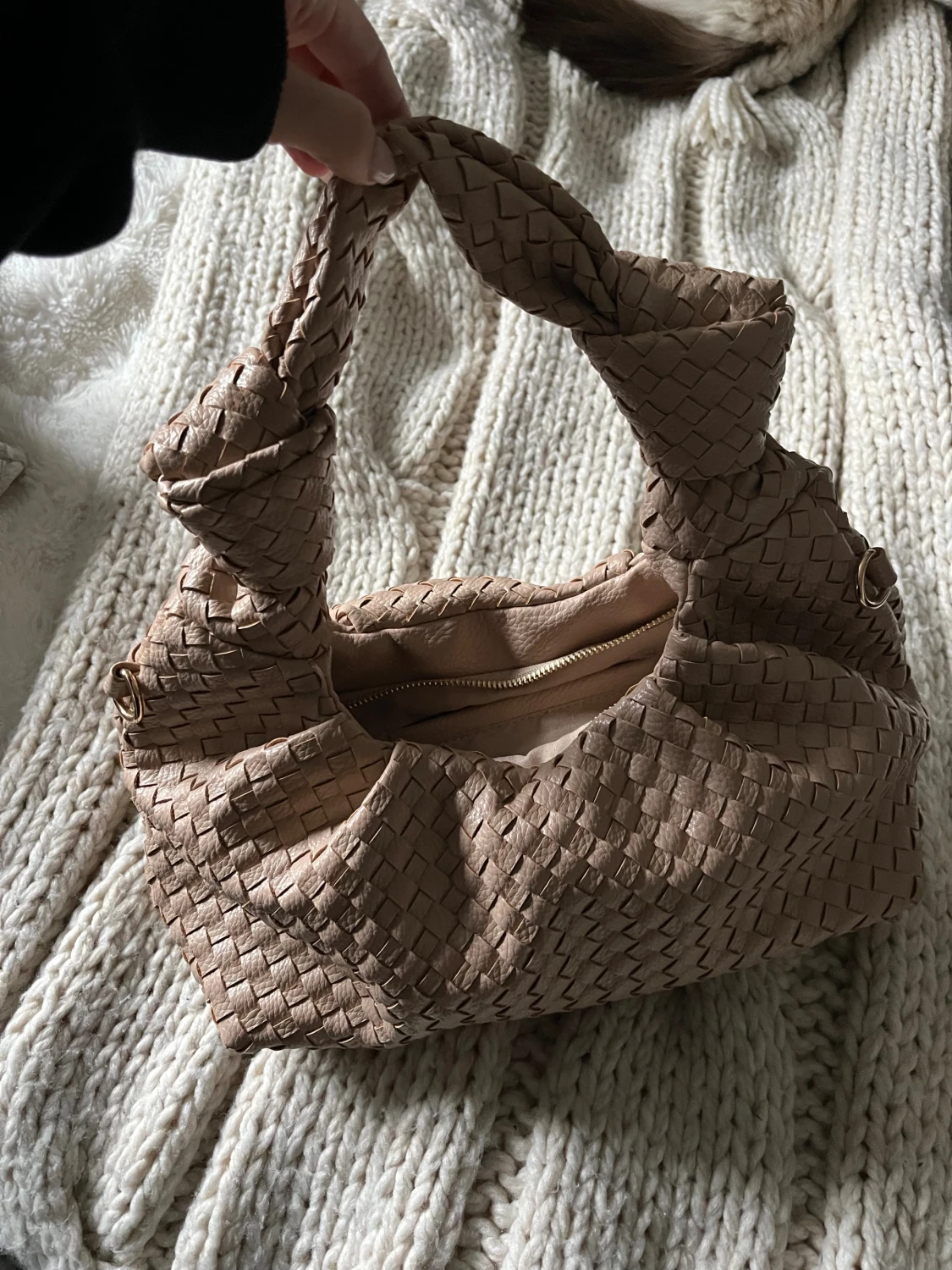 Beige flätad väska i skinn - 5