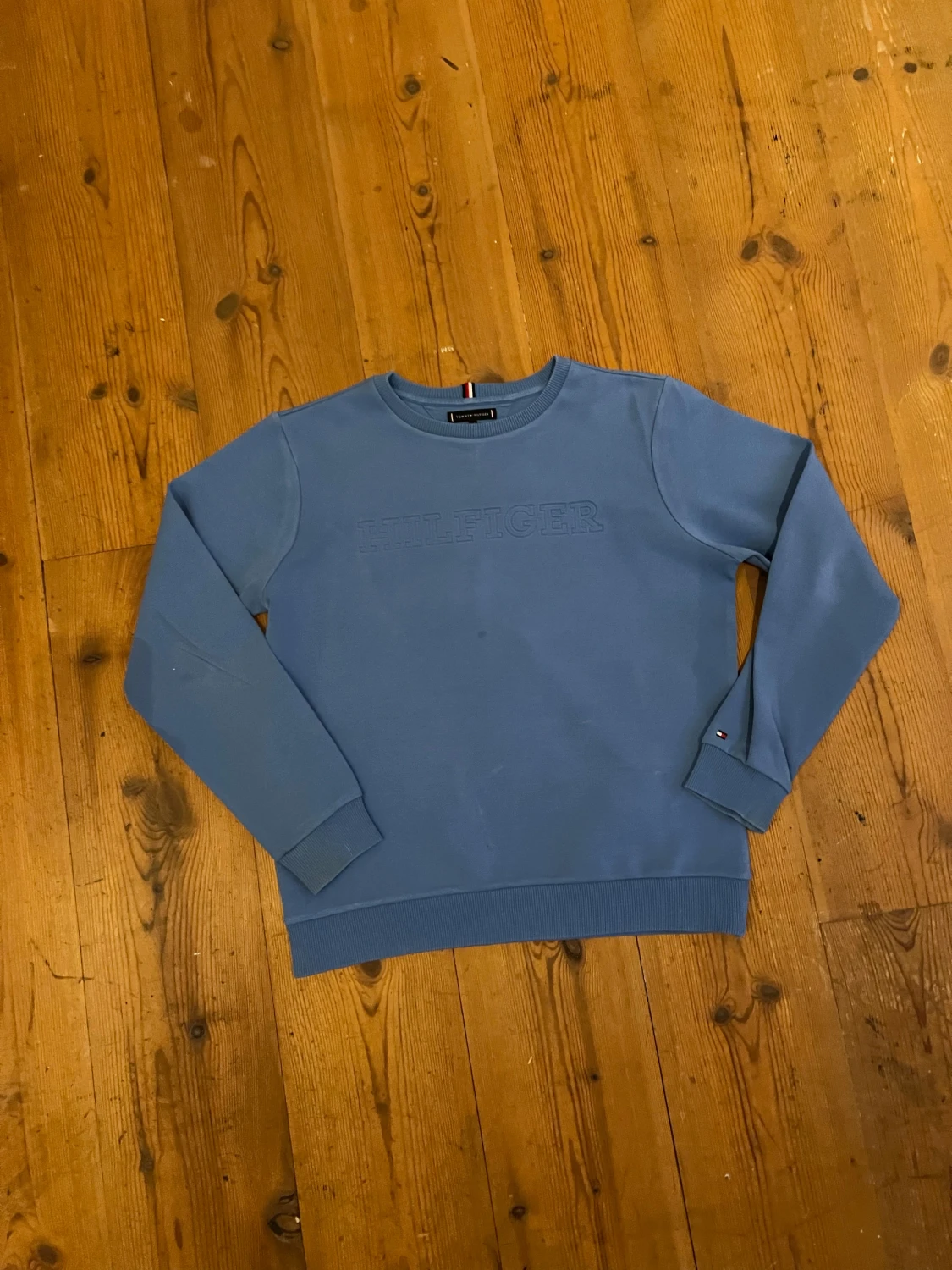 Blå sweatshirt från Tommy Hilfiger