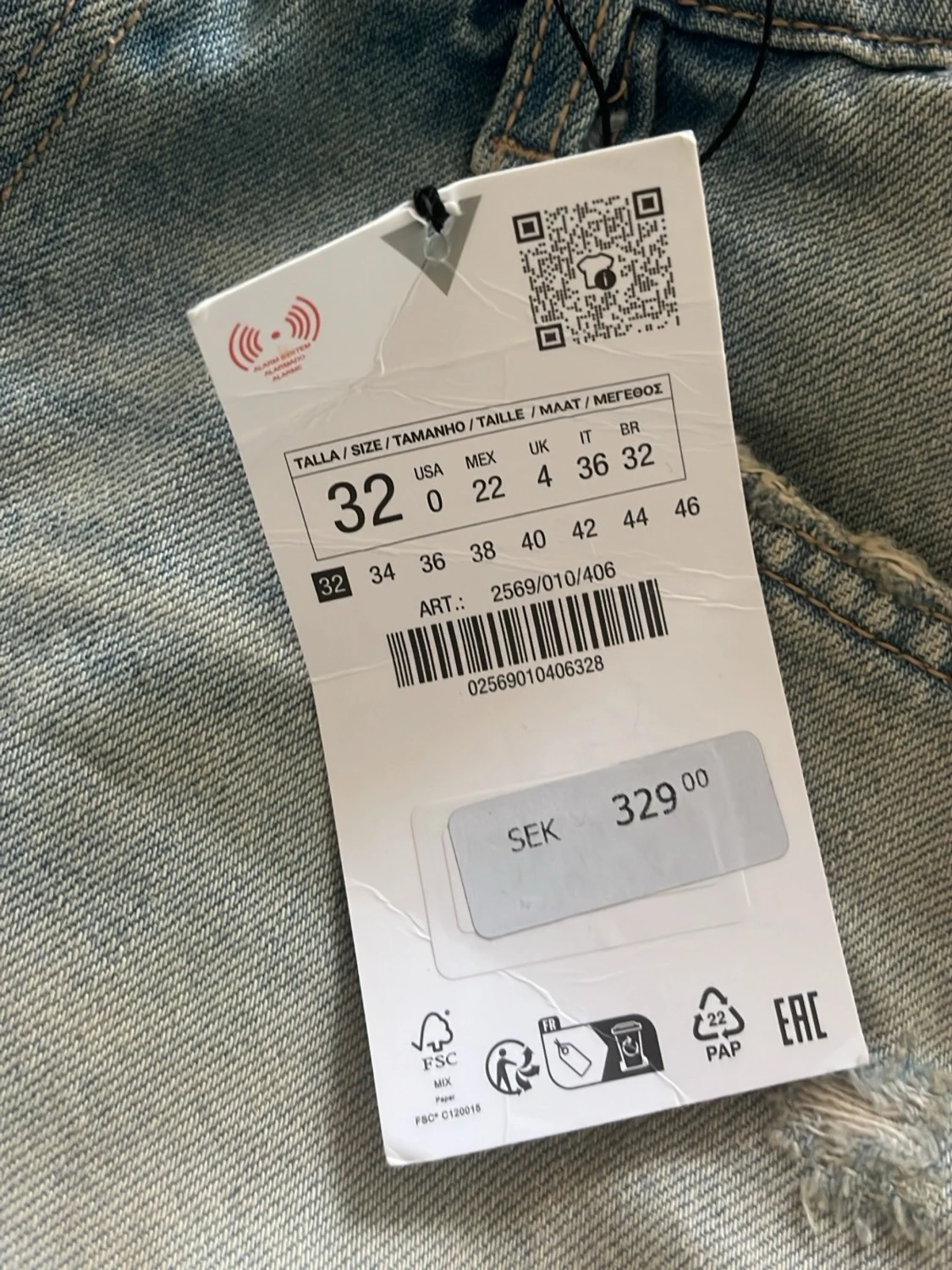 Lågmidjade Jeansshorts från ZARA - 1