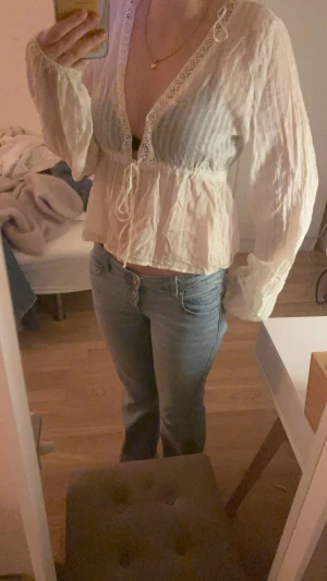 Blus - Jätte fin vit blus 