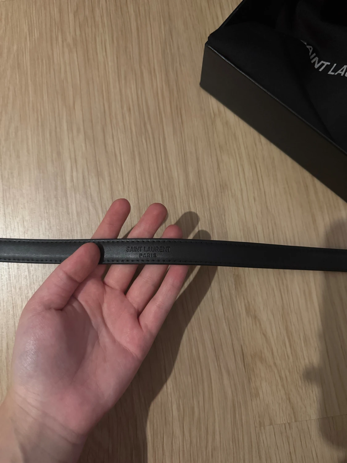 Svart skärp från Saint Laurent - 2