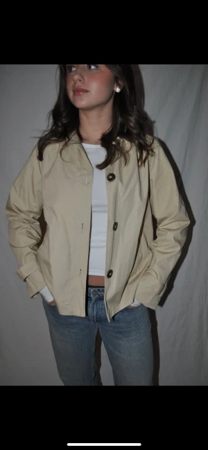 Köp via Instagram dm! - Instagram: vintessa_uf