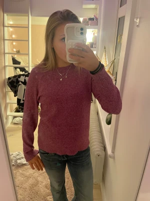 Stickad tröja - Super söt rosa stickad tröja från Veromoda i stl xs!🩷