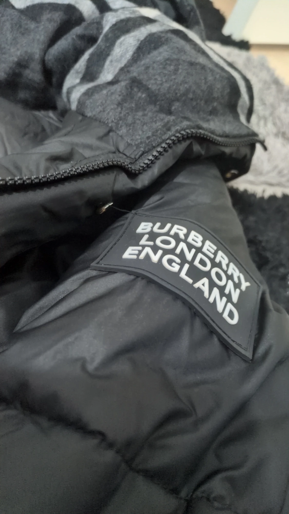 Svart pufferjacka Burberry med avtagbara ärmar - 4