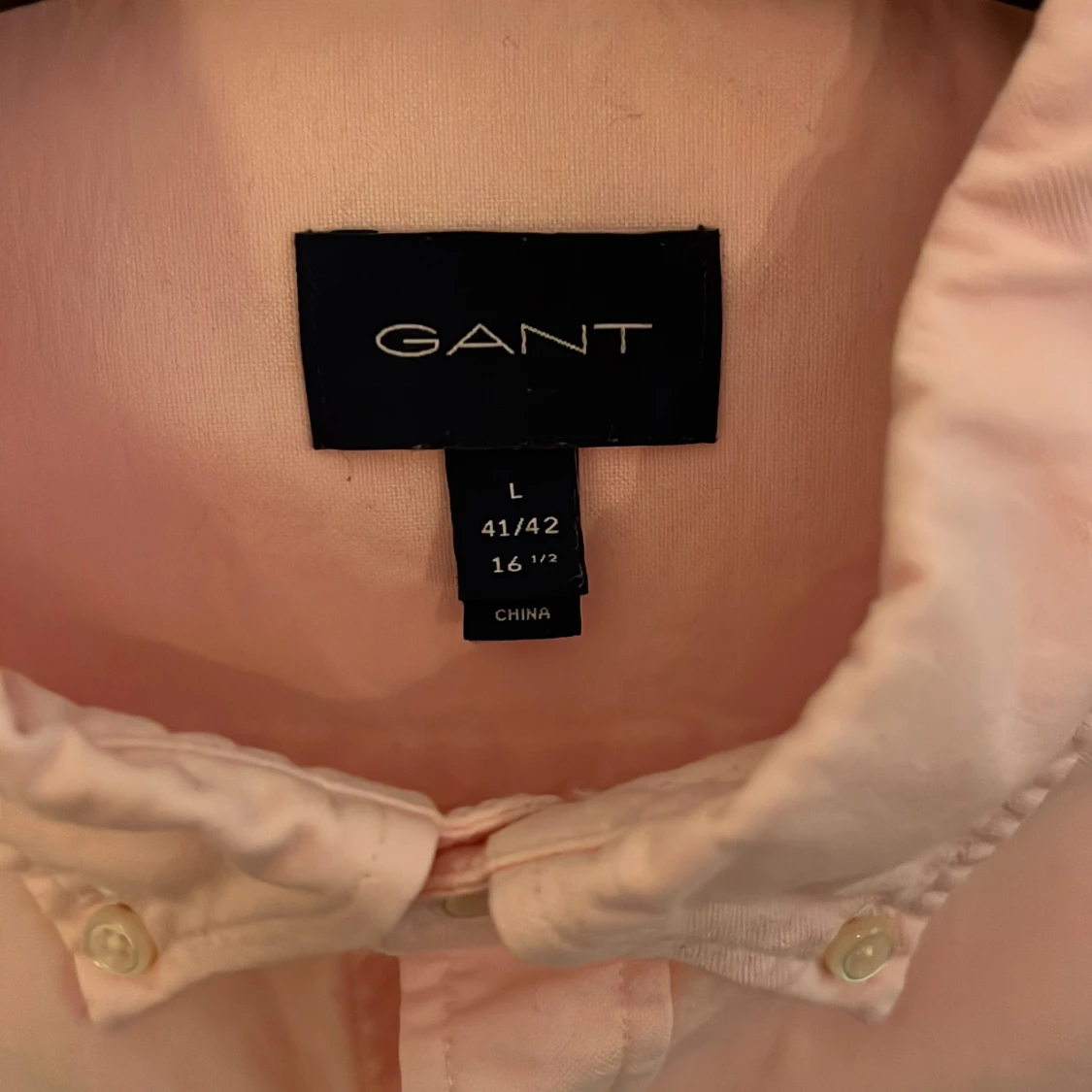 Ljusrosa skjorta från GANT, storlek L - 1