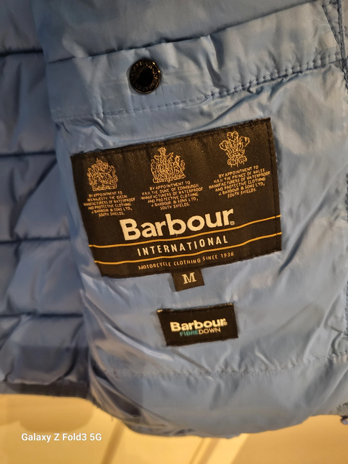 Ljusblå Barbour pufferjacka M - 1
