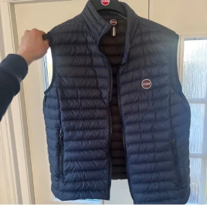 Colmar väst - Nypris 2319  Skick 10/10