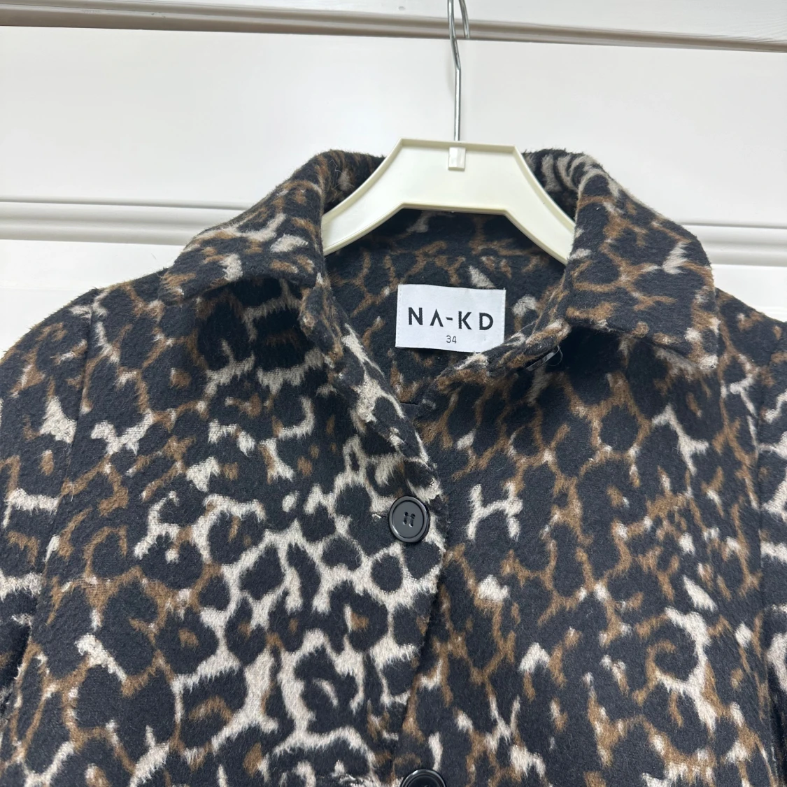 Leopardmönstrad jacka från NA-KD - 90