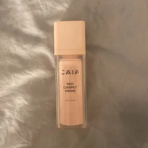 Säljer denna Caia primer som aldrig används😊 - Aldrig använd Bra skick