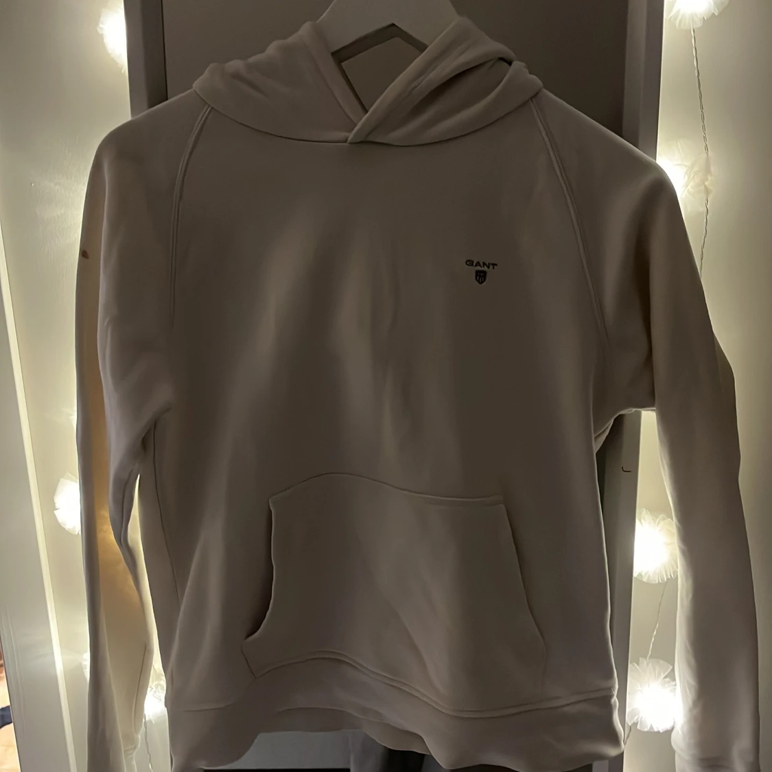 Vit hoodie från GANT - 91