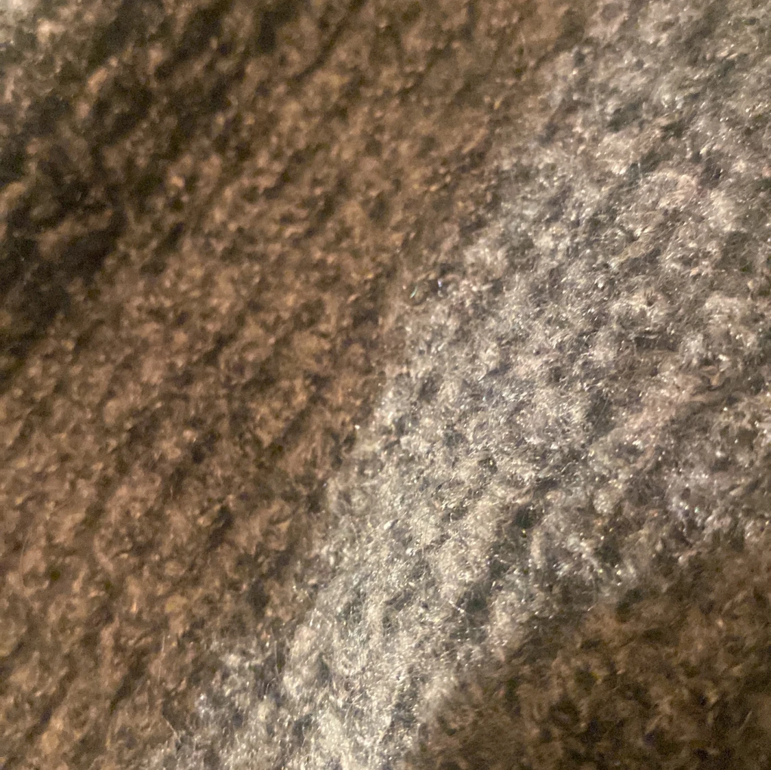 Grå stickad tröja från Three Sixty Five - 92