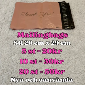 Mailingbags/Postpåsar 20 cm x 29 cm - Jättefina rosa mailingbags/postpåsari storlek 20 cm x 29 cm med texten ” thank you ” på. Nytt och oanvänt. 💕Skriv jättegärna ett omdöme efteråt. Snabb leverans. 🚚 