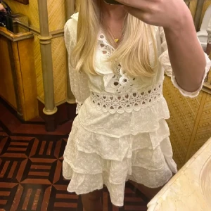 Studentklänning  - Intressekoll på min klänning som jag hade på studenten!! 🤍Klänningen passar perfekt till just studenten, men även till andra tillfällen💕