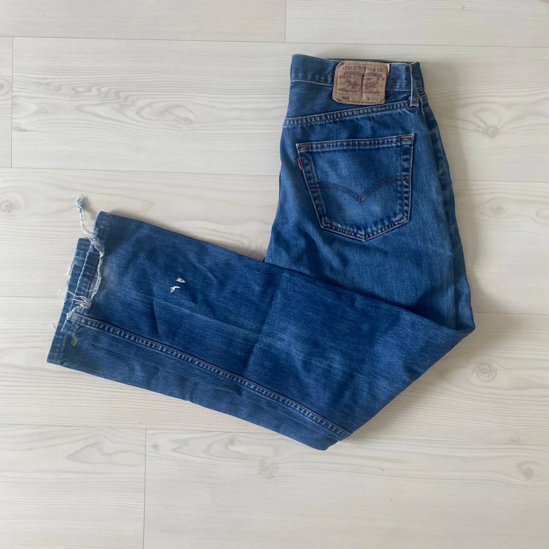 VINTAGE LEVIS 501 PAINT SPLATTER