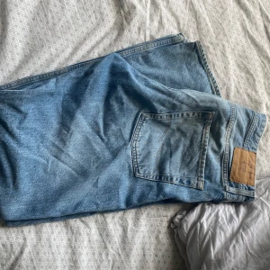 Jeans  - Fina Jack & Jones byxor.