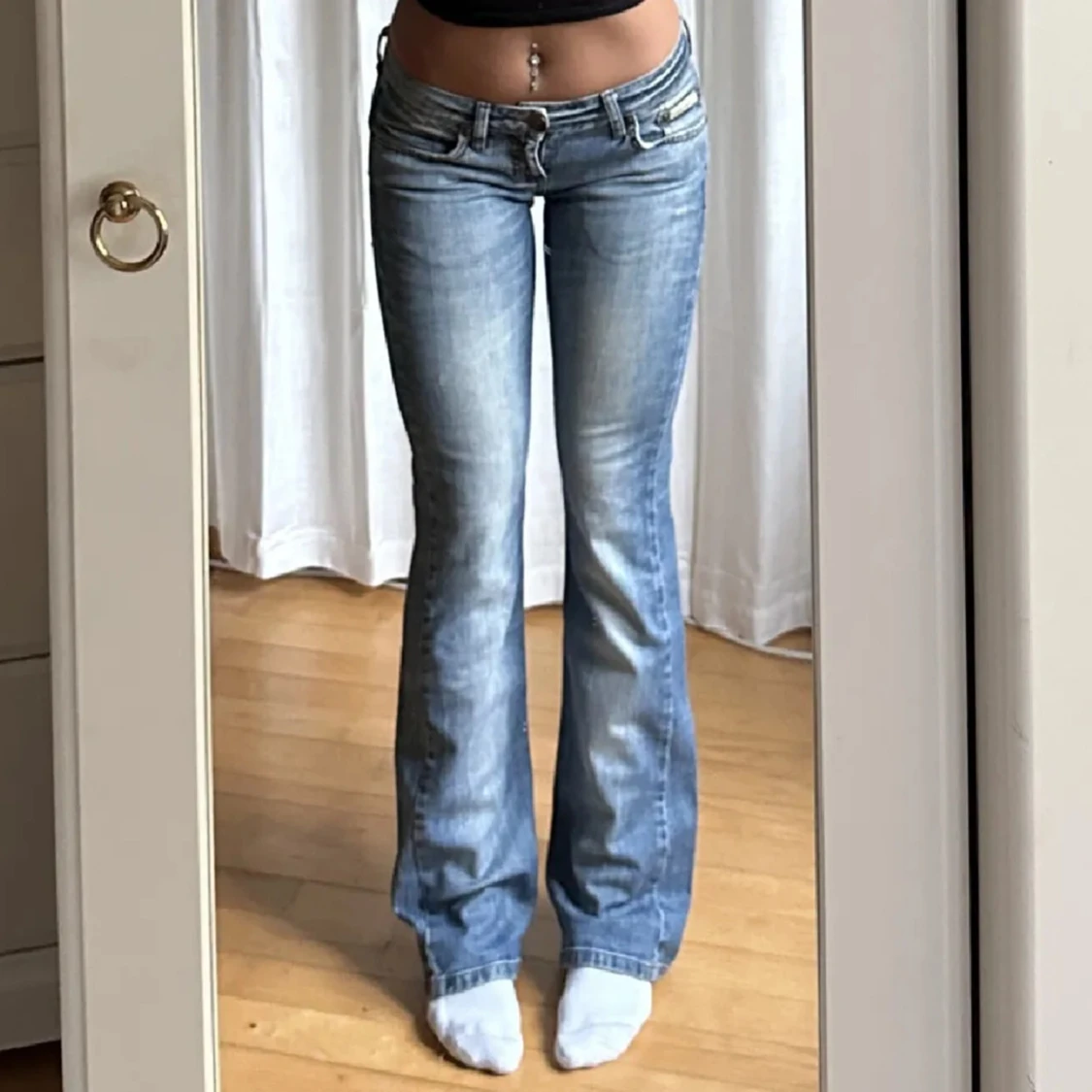 Lowrise bootcut jeans