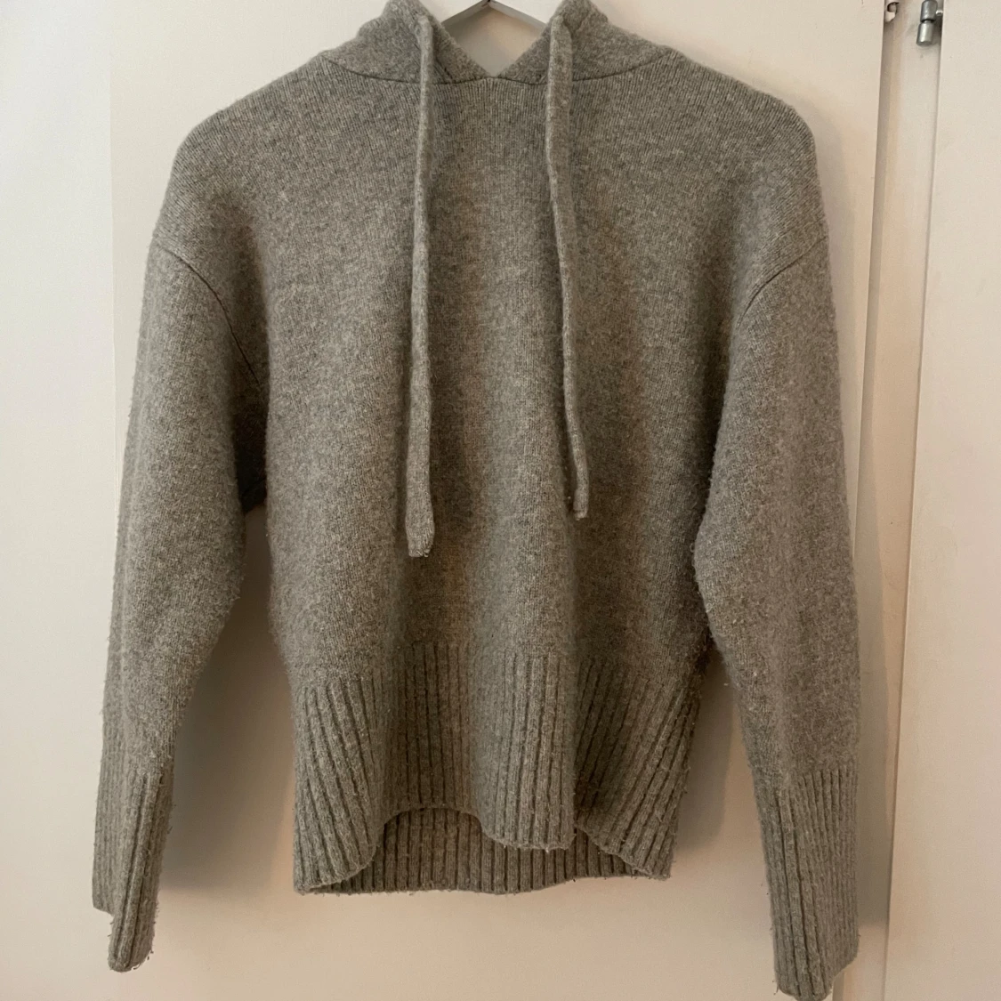 Zara hoodie  - 90