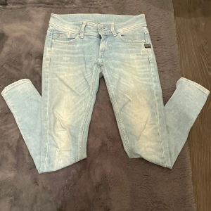 Jeans - Lowwaist jeans super snygga 🤍