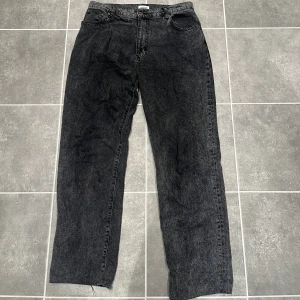Woodbird jeans  - Storlek: 33/34 fint skick! Lite slitage i hälarna.