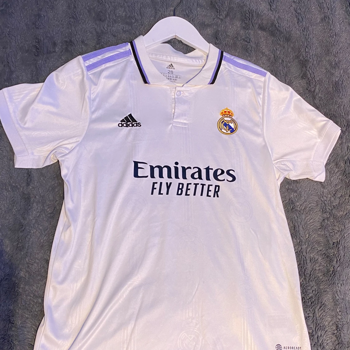 Real Madrid hemmatröja 2022/23