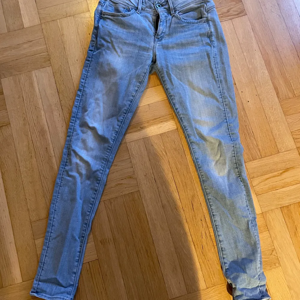 G-star jeans W26 L32 nyskick  Stretch . Jeans & Byxor.