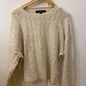 Stickad tröja💖 - Stickad tröja