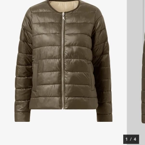 Dunjacka - Snygg dunjacka från CC copenhagen. Perfekt till hösten går även att vända ut och in🤍