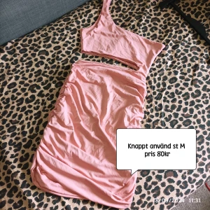 Fin klänning  - Sparsamt använd 