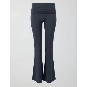 Gina Tricot byxor - Gina tricot byxor som går att vika ner vid midjan i storlek XS