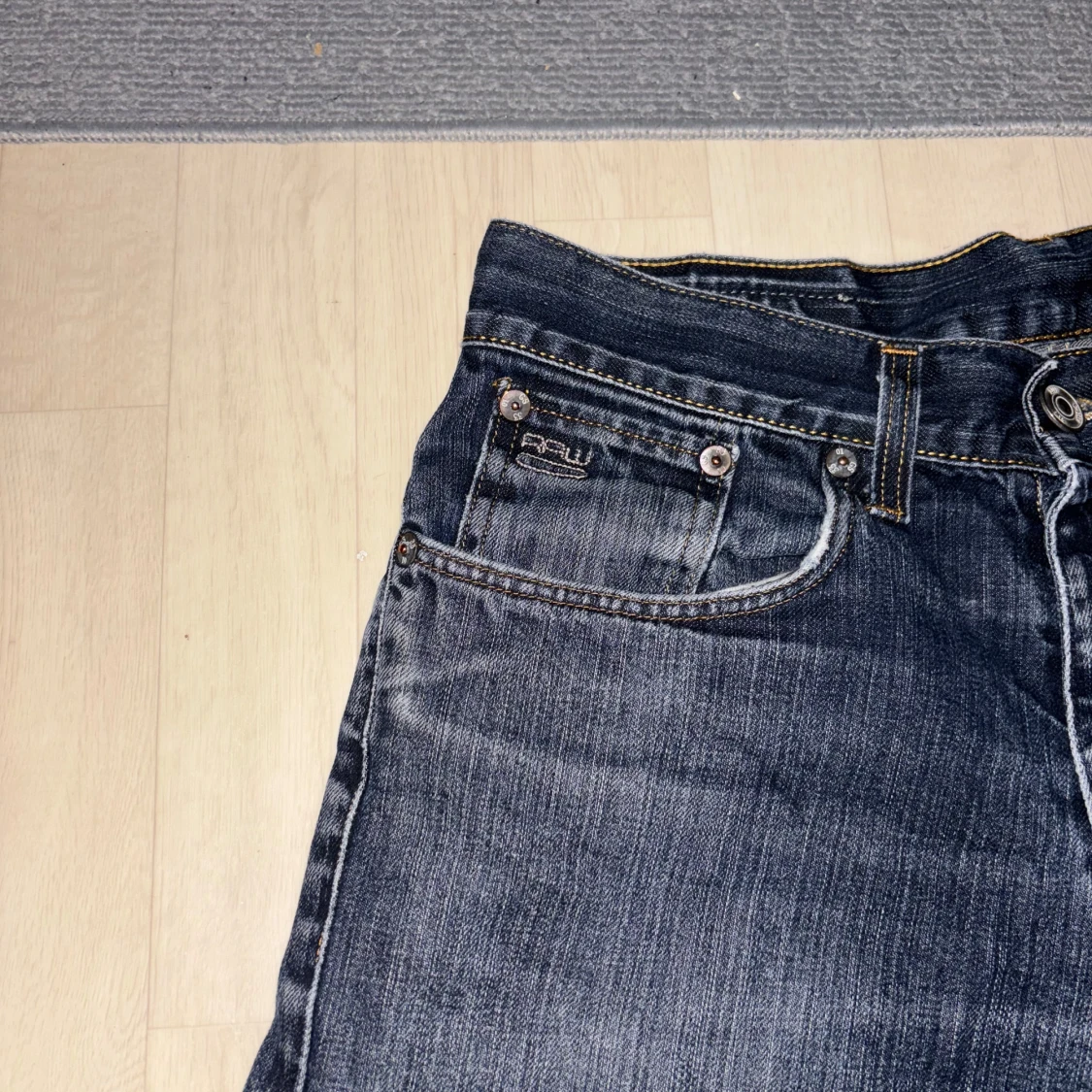 Mörkblå jeans från G-Star RAW - 90