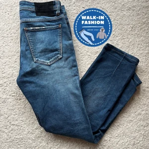 Neuw jeans ”iggy skinny” - Tja! Nu säljs dessa sjukt snygga jeans ifårn neuw i den mest eftertraktade modellen iggy skinny. Skick 9/10 inga synliga defekter. Nypris ligger runt 1300kr men säljs nu för endast 349kr. Hör gärna av er vid minsta lilla fundering!