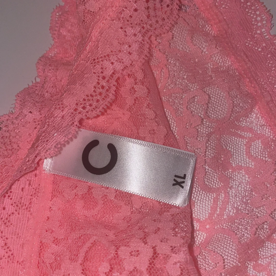 Spets trosor st. L - 91