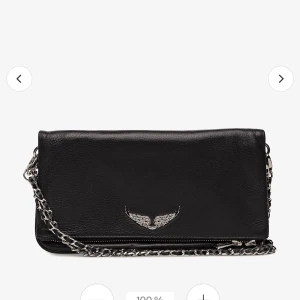Zadig väska - Säljer nu min fina Zadig väska som är i bra skick, skriv för egna bilder! Båda kedjorna följer med. Är tyvärr lite orolig att jag slängt dustbagen men ska försöka hitta fram. Annars kan jag skicka fler bilder som visar att den är äkta💗
