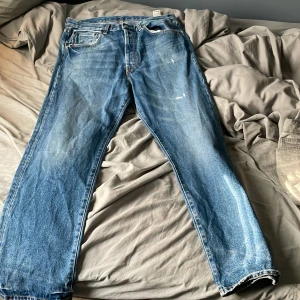 Acne studios jeans - Ett par acne studios jeans väldigt bra skick. Kan gå ner i pris vid snabb affär. Tar även byten nypris 3800kr