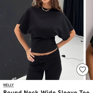 Trendig topp från nelly - En jätte gullig och fin topp från nelly som är helt oanvänd🩷