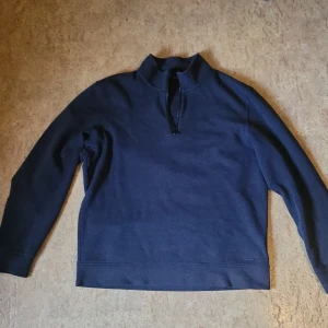 Massimo dutti half zip - Bra skick knappt använd 