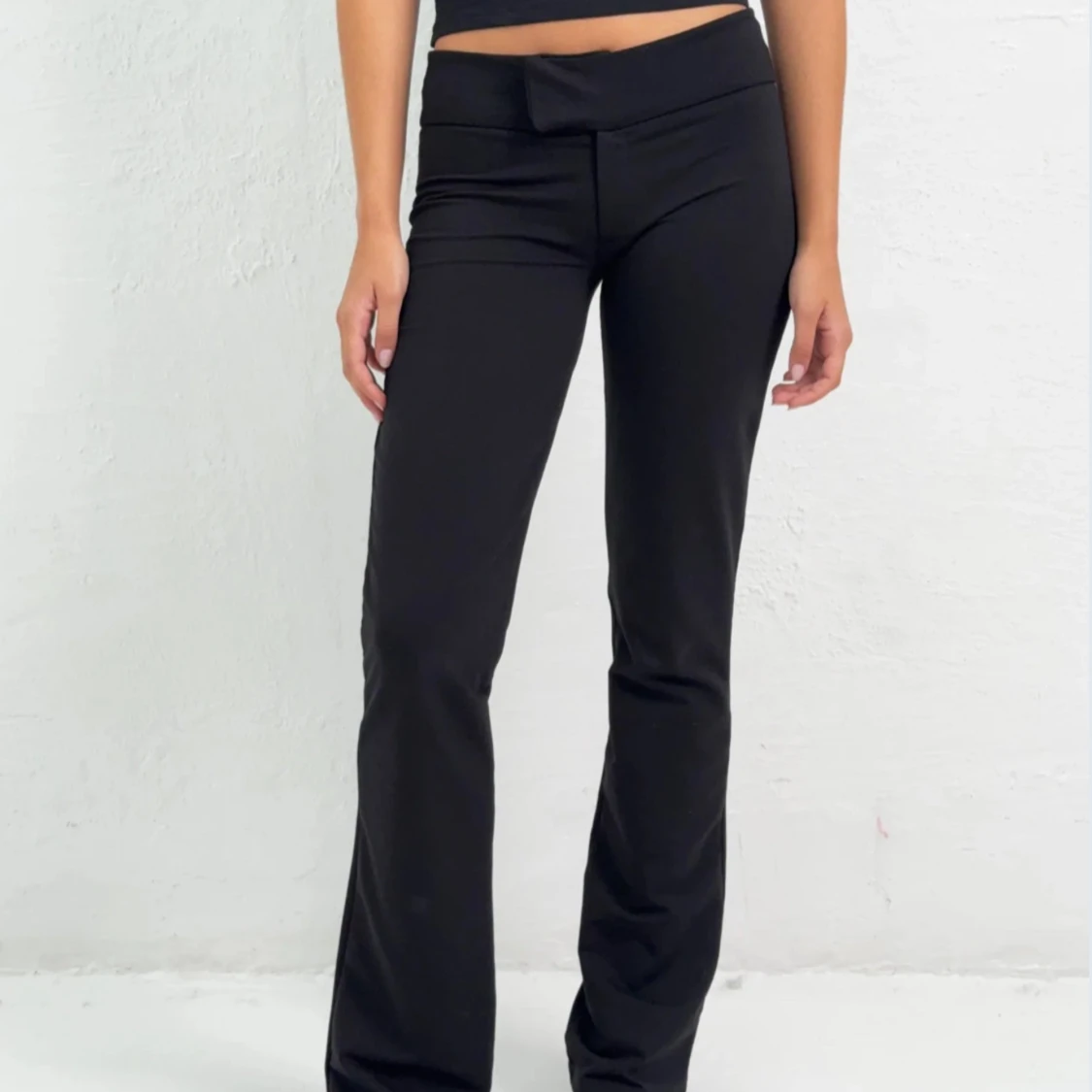 Lågmidjade kostymbyxor 