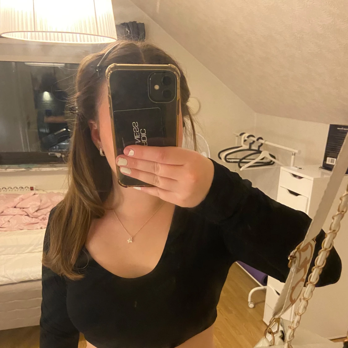 Svart långärmad tröja