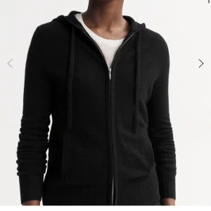 Soft goat tröja - Fint skick! Så mjuk och skön, sticks inte alls, 100% Kashmir !Nypris 2695kr