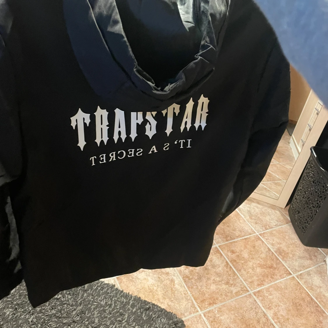 Svart vindjacka från Trapstar - 90