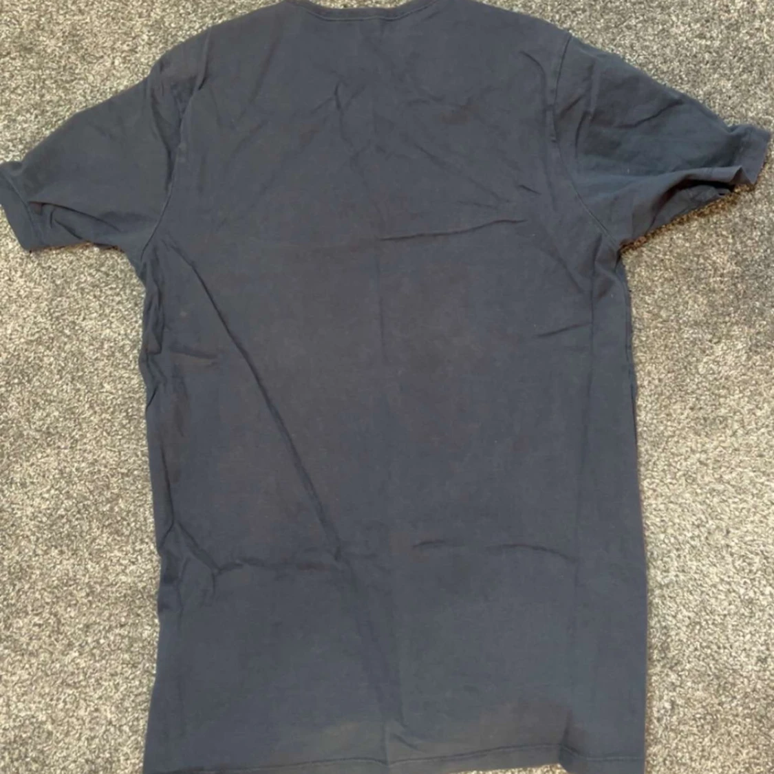 Marinblå t-shirt från Boss - 90