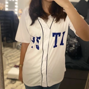 Kpop/Itzy tröja - Ryujin nummer 7, bekväm tröja kan användas till idrotts kläder och vardagskläder ❤️Asien storlek!