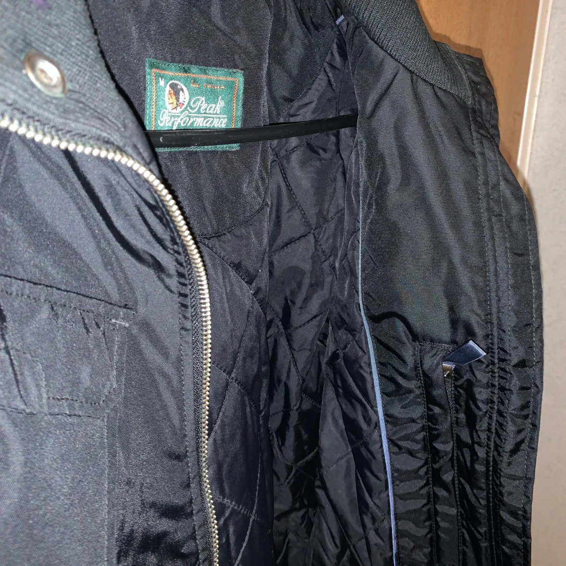 Svart jacka från Peak Performance - 90