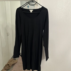 Klänning - Basic klänning Strl M Perfekt skick