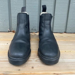 Ridskor - Ett par svarta fodrade Ridskor. Köpta för bara 1 år sedan och mycket bra skick!