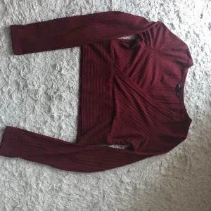 Tröja från Shein stl M i nyskick  - Tröja från Shein stl M i nyskick 