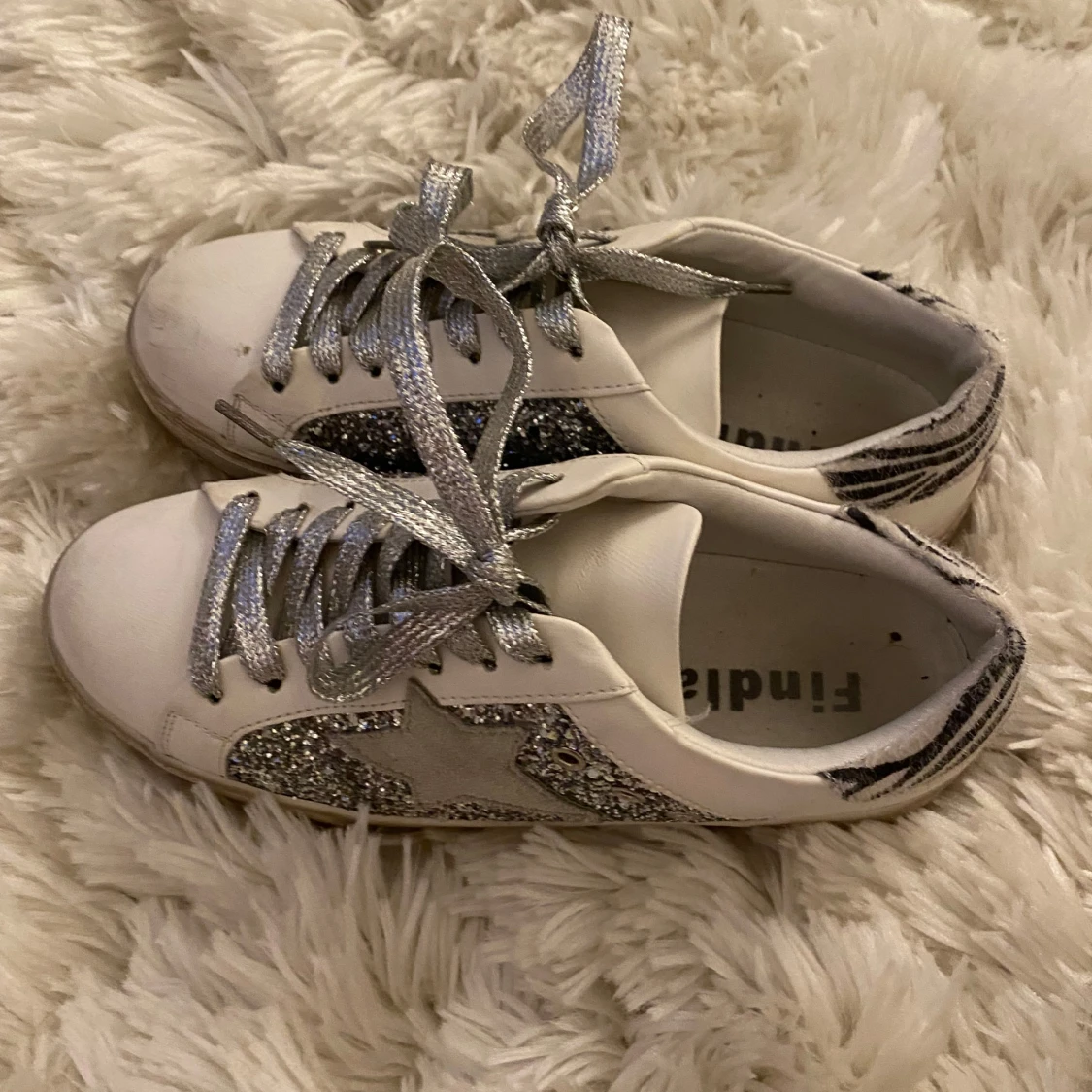 unika glittriga sneakers🫶🏻 - 92